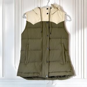 PATAGONIA Bivy Hooded Duck Down Vest in Olive Cream Size XS
